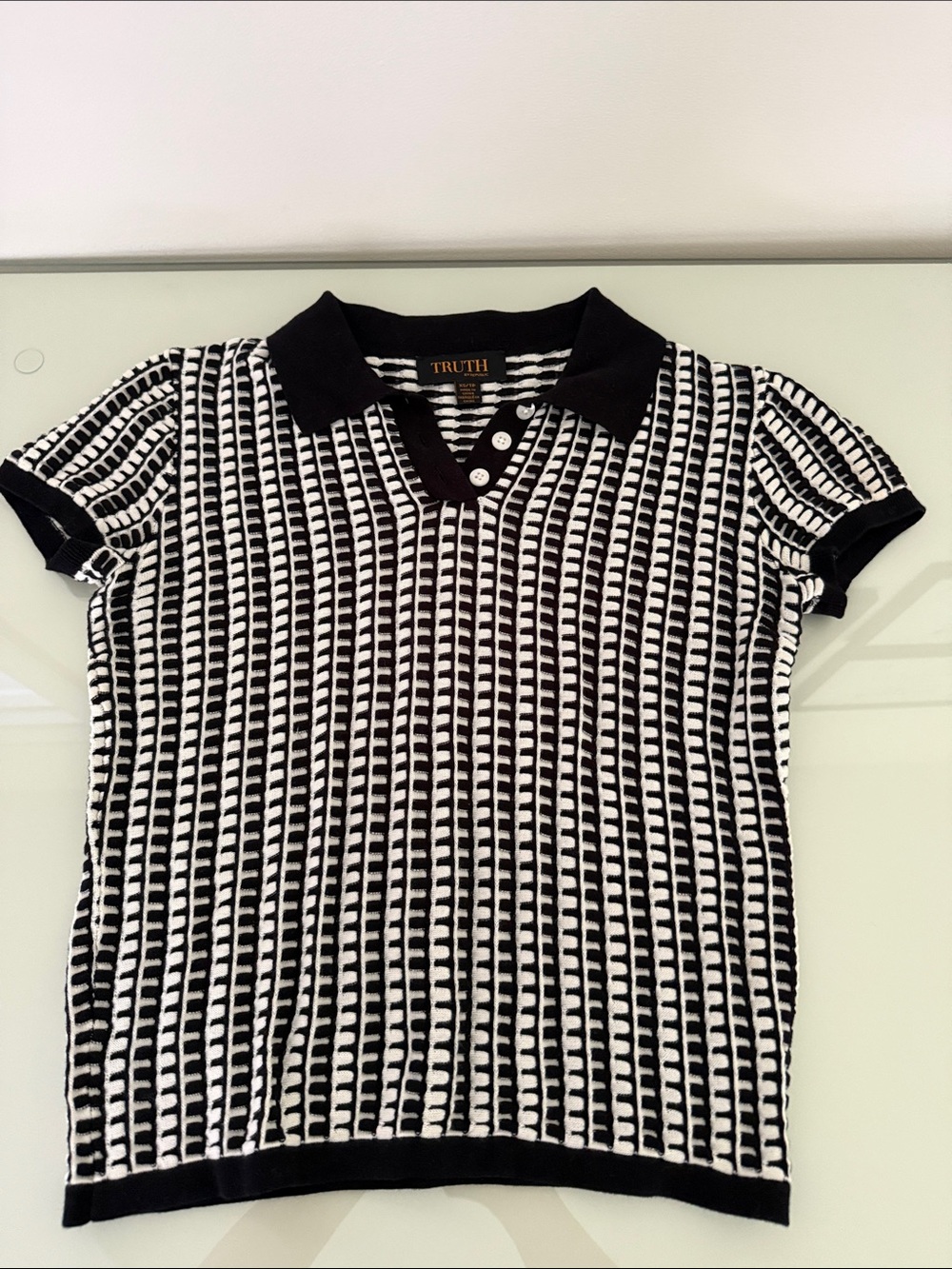 TRUTH Black & White Short Sleeve Knit Polo
